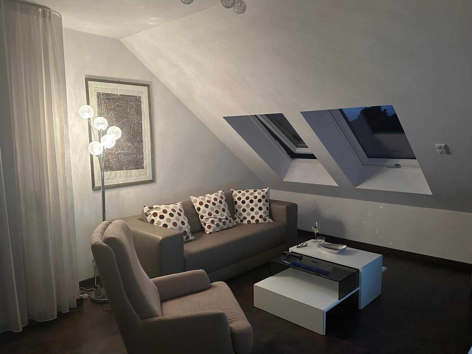 2-Zimmer-Ferienwohnung Mit Hotelservice Und 2 Balkons - Golf, Bike Und Wellness Im Markgraeflerland Bad Bellingen Exterior photo